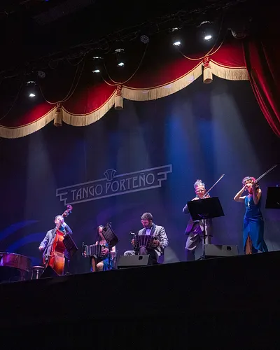 TANGO PORTEÑO - SHOW ONLY